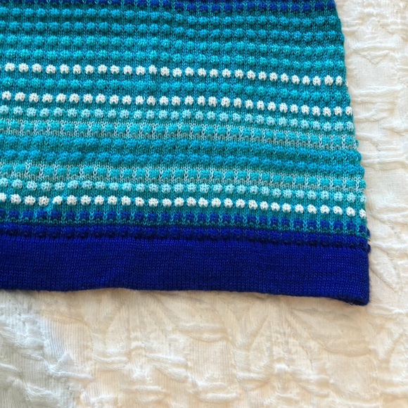 Chaps knit sleeveless top with rounded neckline in shades of teal blue & white - Picture 14 of 14